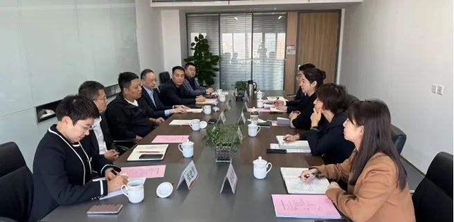 西安投資控股副總經(jīng)理王一梅會(huì)見(jiàn)興業(yè)銀行西安分行黨委委員、副行長(zhǎng)一行