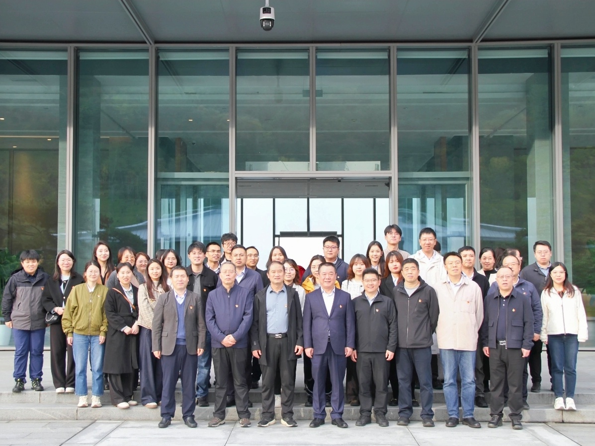 西安投資控股與市財政局相關(guān)黨支部聯(lián)合開展黨團共建主題活動 西安投資控股與市財政局相關(guān)黨支部聯(lián)合開展黨團共建主題活動